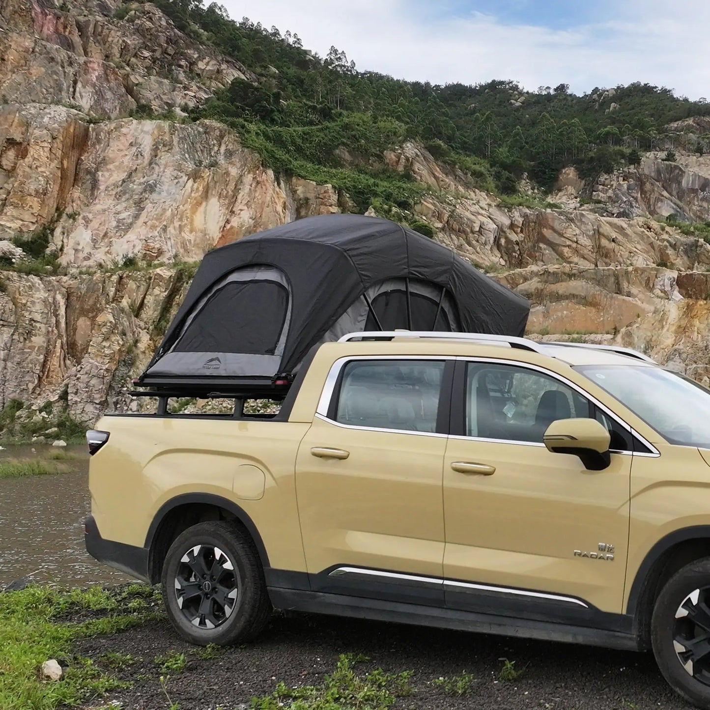 Wild Land Lite Cruiser 120 XL Roof Top Tent